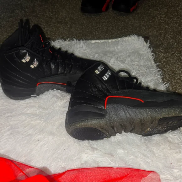 Jordan 12s